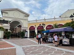 -佛罗伦萨小镇广佛名品奥特莱斯(疏港路店)