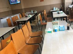 大堂-洪峰浩老北京烧饼夹肉(角门路店)