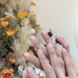 -花系美·美甲美睫精品店