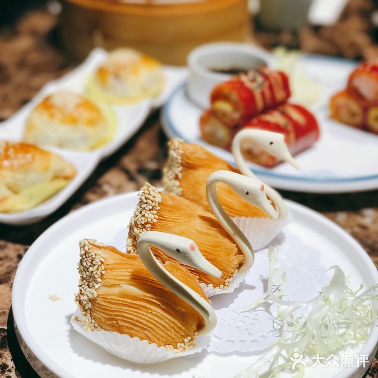 广式招牌点心之一，个大皮薄