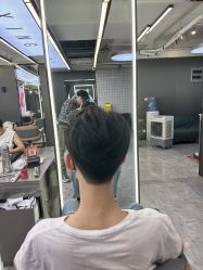 -藤野造型烫发染发