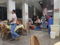 大堂-标记美食新鲜猪杂(兴南大道店)