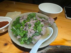 -大众跷脚牛肉馆·非遗传承单位(峨眉山店)