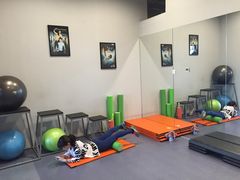 -VLines耀能运动Space&Flow(国贸店)