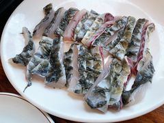 鱼皮-正能量脆肉鲩火锅