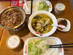-南城香·饭香串香馄饨香(花园北路店)