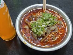 -薛记襄阳香辣牛肉面(平安路店)