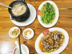 -皮蛋弟砂锅店(总店)