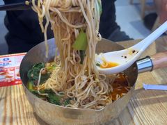 -魔都三兄弟酸辣粉·蘸卤炸串(虹桥万科店)