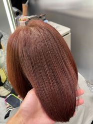 -Tloml salon