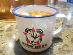 -沪小二炭火蛙锅(淮海中路美食不夜城店)