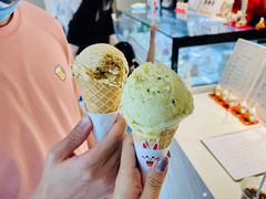 -Fridi Patisserie Cafe