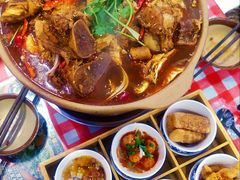 -石榴姐•山城小馆(创始店)