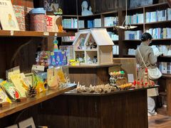 -良友书坊(安徽路店)