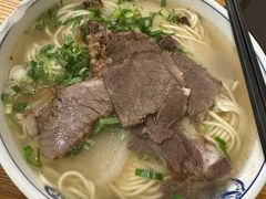 -西部马华清真兰州牛肉面·烧烤夜市(关东店)