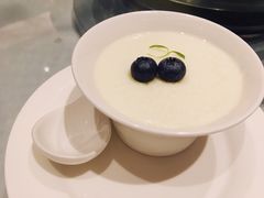 顺德双皮奶-Yan Ting 宴庭中餐厅(上海静安瑞吉酒店)