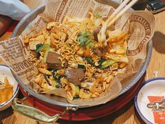 -红渡小香·牛肉麻辣香锅(车站南路店)