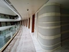 -上海滴水湖皇冠假日酒店