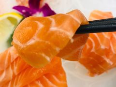 -青瓦餐厅·生鱼片·韩园烤肉(西塔店)