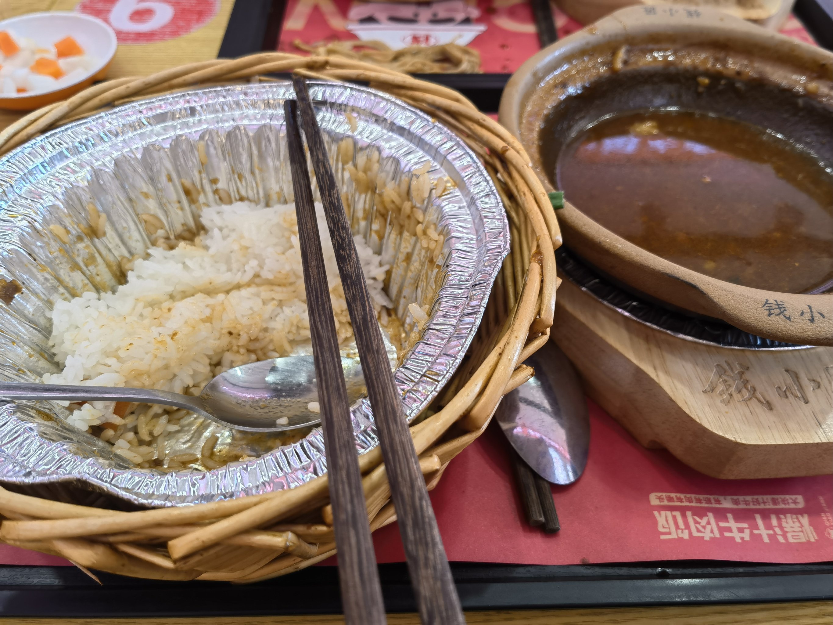 爆汁牛肉饭图片