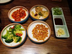 -明洞阿姨·韩式酱蟹烤肉·创意料理(三元桥店)