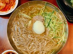 冷面-屋里家延边朝鲜族冷面(南园店)