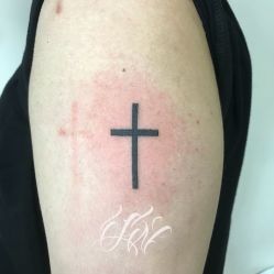 -SNOW TATTOO STUDIO
