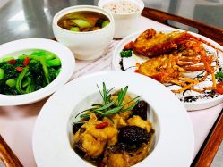 -拾玥国际月子会所(凯宾斯基店)