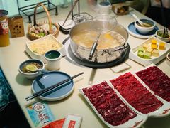 -左庭右院鲜牛肉火锅(浦江欢乐颂店)