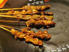 -何师烧烤Pro ·江湖川菜·小龙虾·精酿(太古里旗舰店)