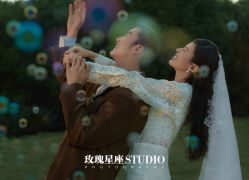 -玫瑰星座婚纱摄影轻奢定制(双井店)