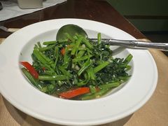 -Sala Thai Restaurant