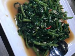 -The Dishes Seafood & Restaurant