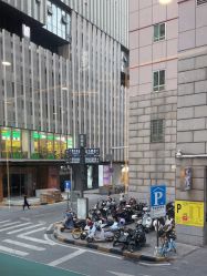 -厘里·salon