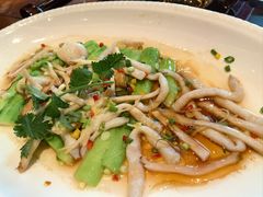 -龙悦湾酒家·八阵鱼生·渔人码头店