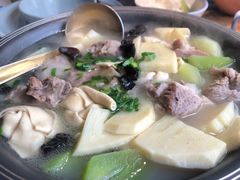 -蜜桃餐厅·伴山(湖滨商业街店)