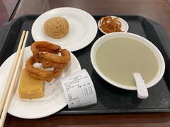 -聚德华天护国寺小吃(甜水园店)