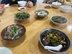 -周记翘脚牛肉