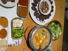 -秋香家韩式炭火烤肉(磐石路店)