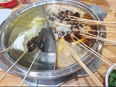 -袁记串串香(泉水轻轨站店)