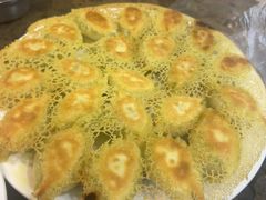-周家大连水饺(美专校街店)