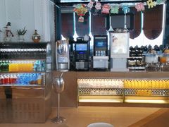 -荣誉国际酒店-云顶旋转餐厅