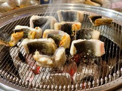 -围炉肉舍•炭烤活鳗•丹东海鲜烤肉(步行街店)