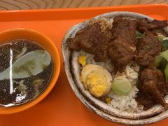 -同济大学本部学苑饮食广场