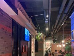-沪小胖小龙虾(淮海中路旗舰店)