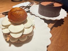 -VERIE BAKEHOUSE