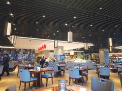 大堂-武汉世茂希尔顿酒店·汇·全日餐厅