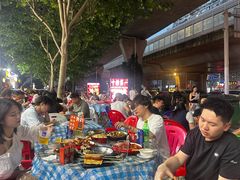 -老街烧烤大排档·地道湖北菜·龙虾馆(汉口火车站店)