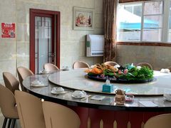 -宾朋海鲜饭庄(兴海路店)