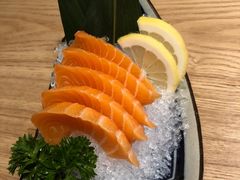 三文鱼刺身厚切-西月山居匠心创意料理(江汉路新佳丽广场店)